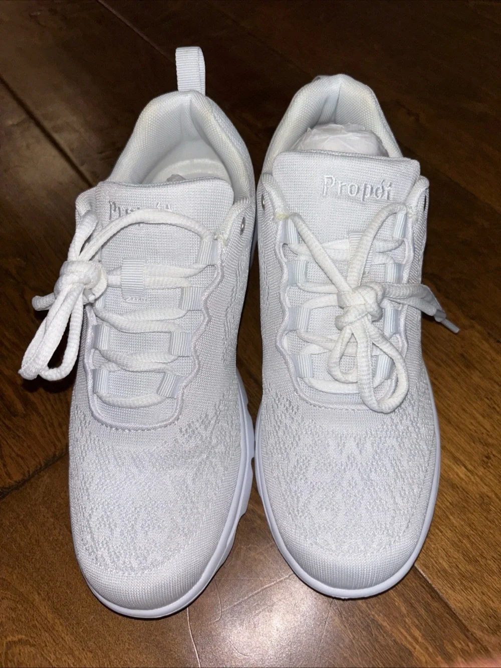 Propet TravelActiv Women's White Walking Sneakers 8